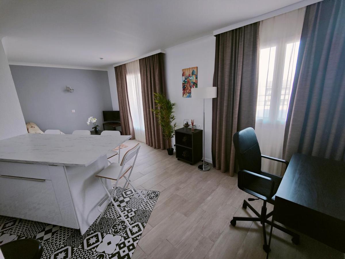 Incroyable T2 La Defense - Parking Gratuit Apartment Courbevoie Exterior photo
