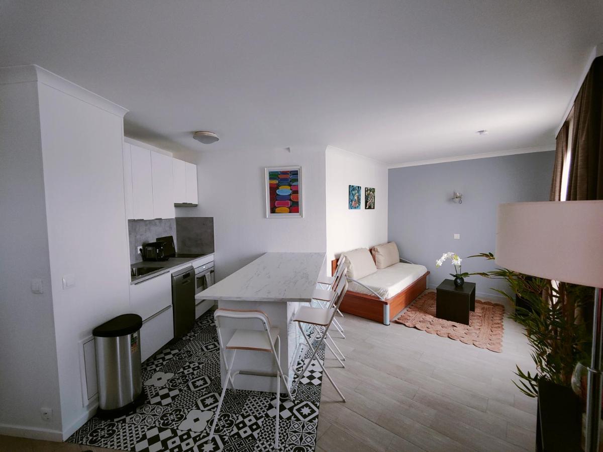 Incroyable T2 La Defense - Parking Gratuit Apartment Courbevoie Exterior photo